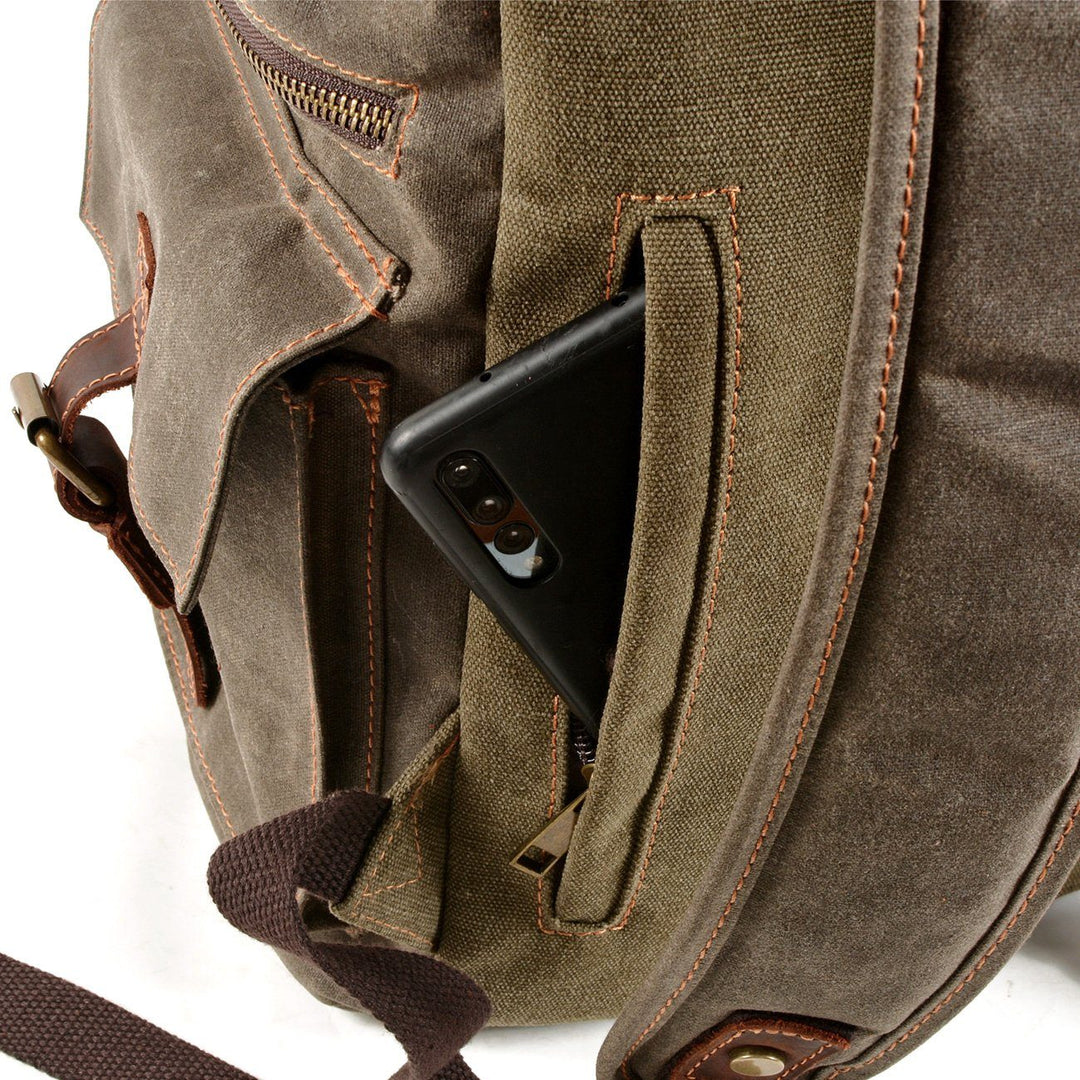 Kaelen | Vintage Backpack in Waxed Canvas & Leather