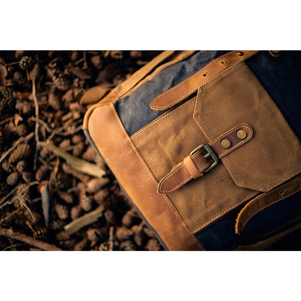 Svala | Vintage Waxed Canvas Rolltop Backpack
