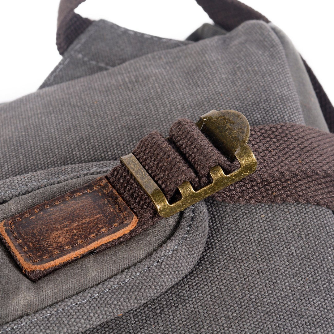 Ravn | Vintage Backpack Made of Waxed Canvas and Leather