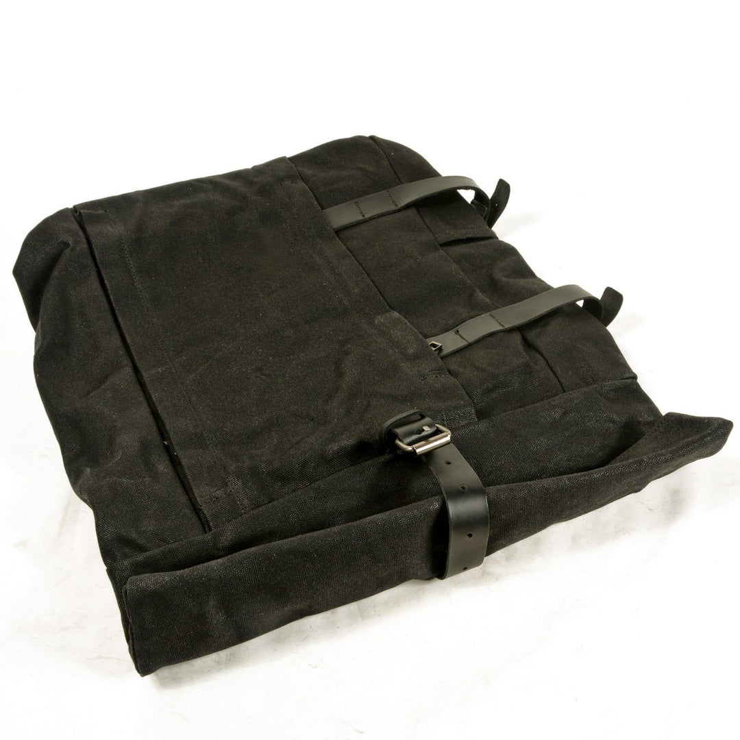 Vetra | Minimalist Waxed Canvas Rolltop Backpack
